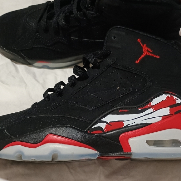 Flight Nike Air Jordans Shoes - Black and Red 8 mens - Picture 2 of 11